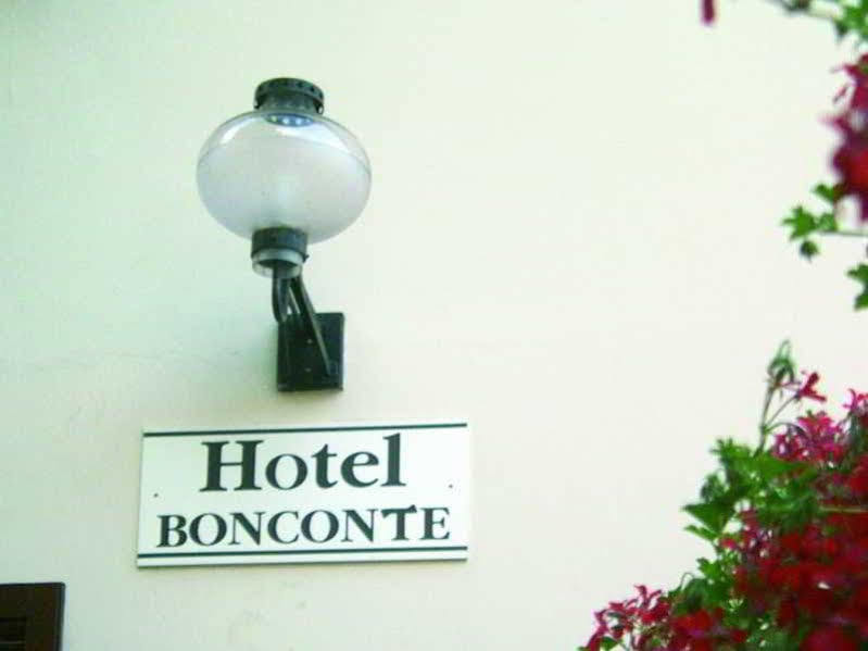 Hotel Bonconte Urbino Exteriér fotografie