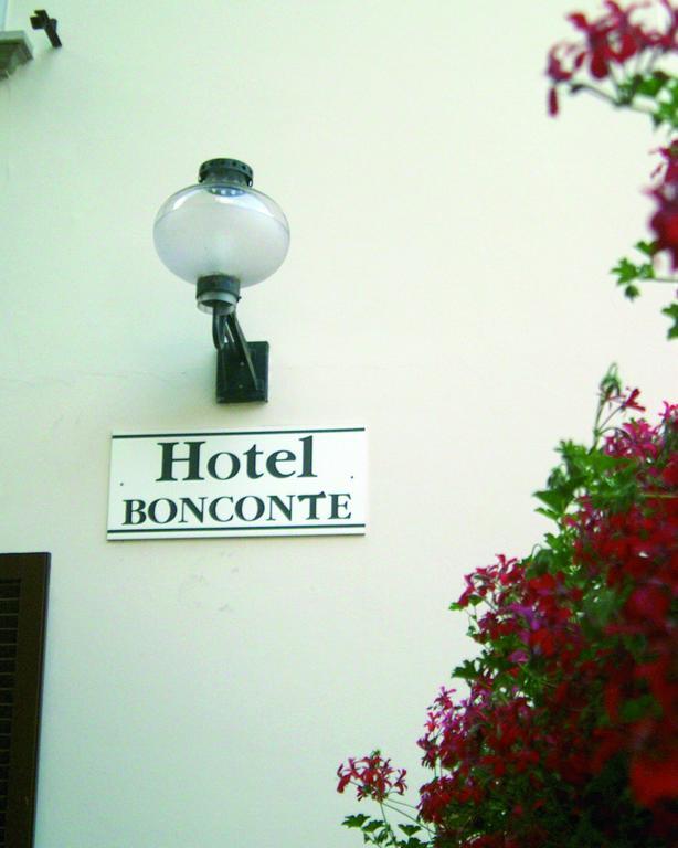 Hotel Bonconte Urbino Exteriér fotografie